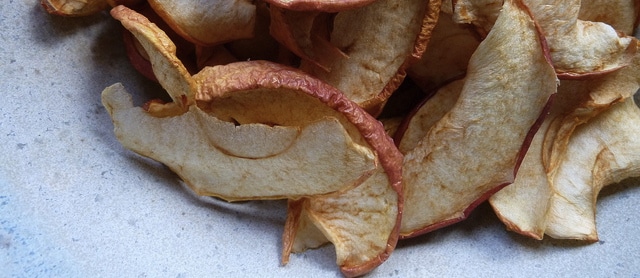 dried apple slices