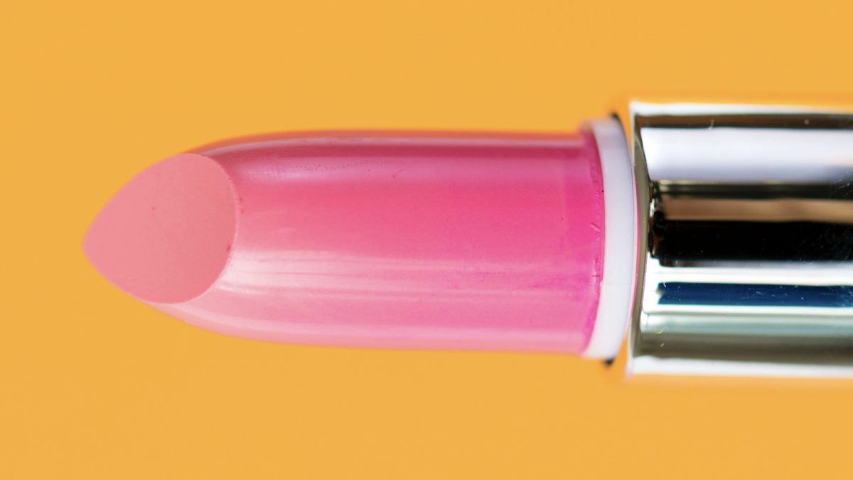pink lipstick