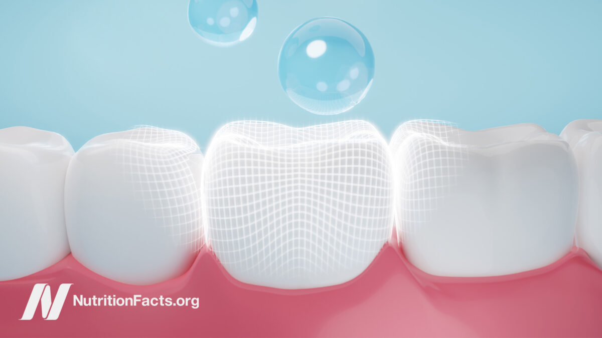 Digital drawing of teeth with water drops falling